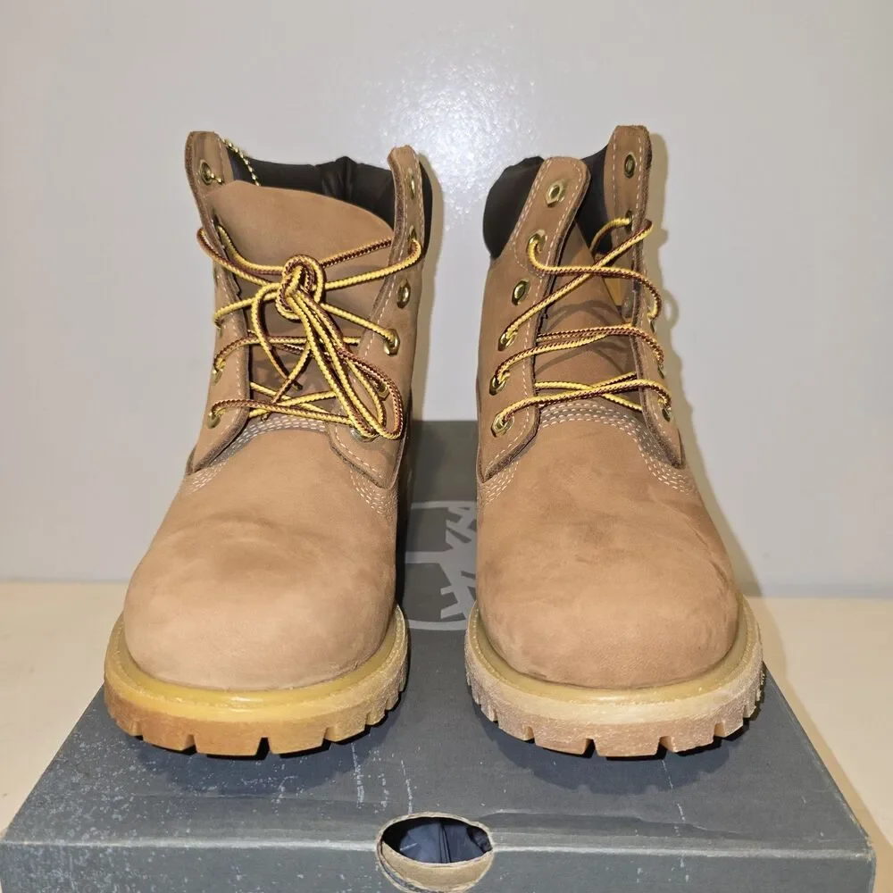 Timberland Premium Boots Women Sz 7M Brown  TB 010360 New